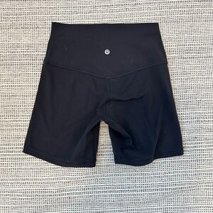 LULULEMON ALIGN™ HIGH-RISE SHORT 6" BLACK SIZE 6
